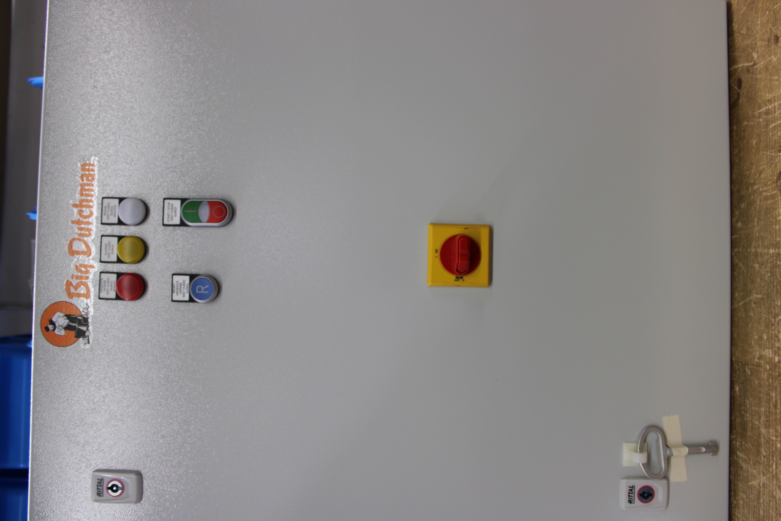 Control cabinet Avicola Lumina manure rem. client